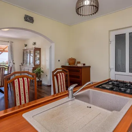 Amazing Apartment In Matulji With Wifi Daire *
