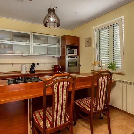 Amazing Apartment In Matulji With Wifi * Matulji